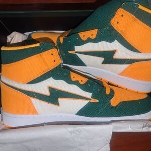 Air Omi Brand New size 13